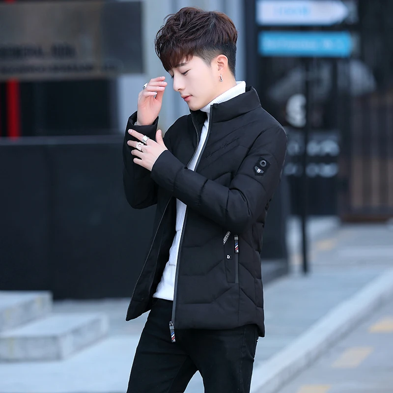 

Мужская хлопковая куртка-пуховик зимняя, модная, приталенная, повседневная, с воротником-стойкой, универсальная, молодежная, популярная, хлопковая.