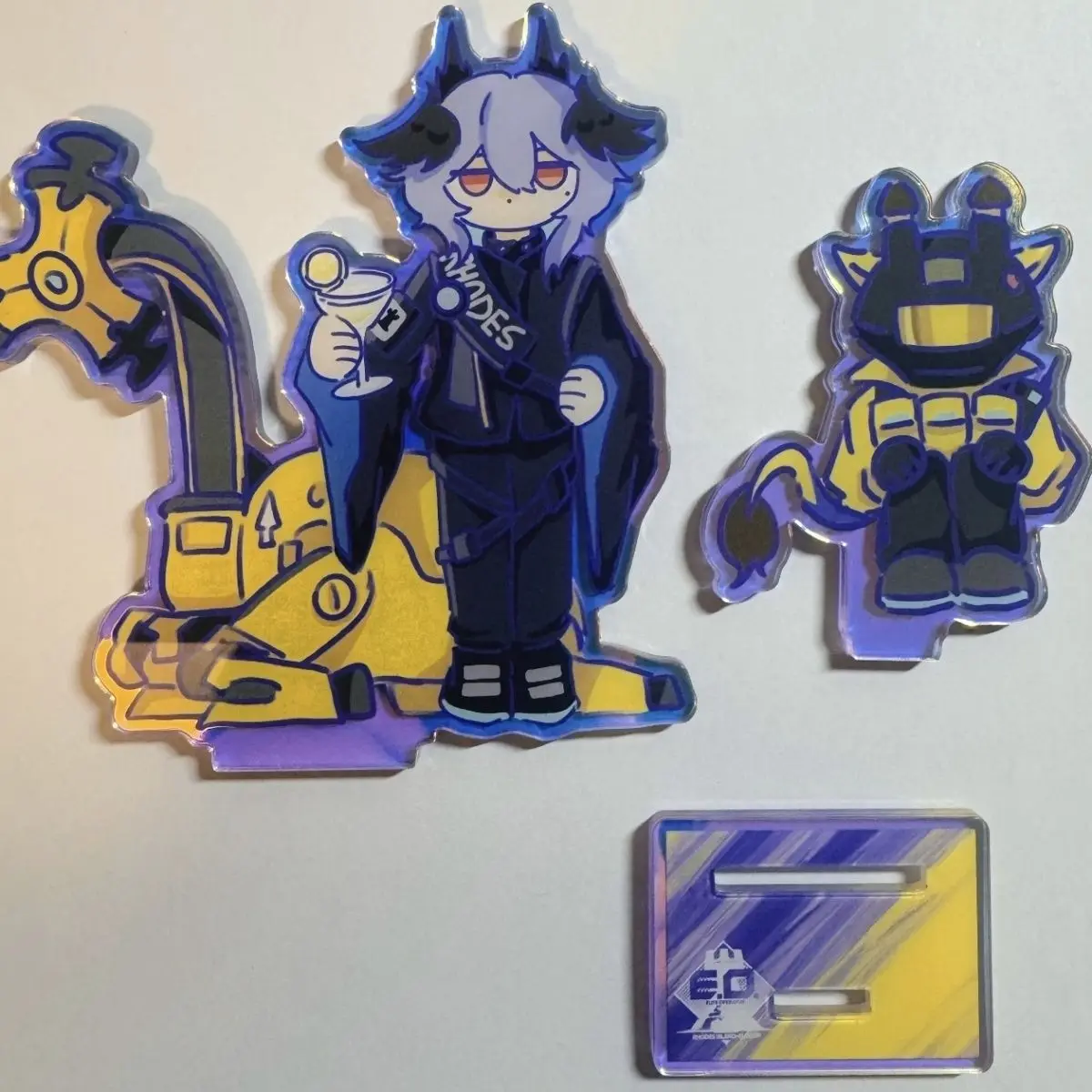 

Акриловая подставка с логотипом Arknights, аниме-модель, тарелка, декор для стола, стоячие фигурки, рождественские подарки