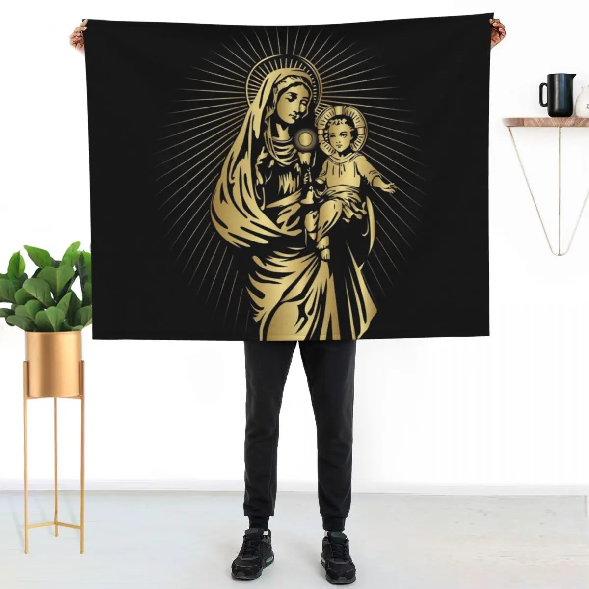 Blessed Virgin Mary and Baby Jesus Throw Blanket Soft Plush Plaid Retros manga warm winter Summer sofa bed Blankets