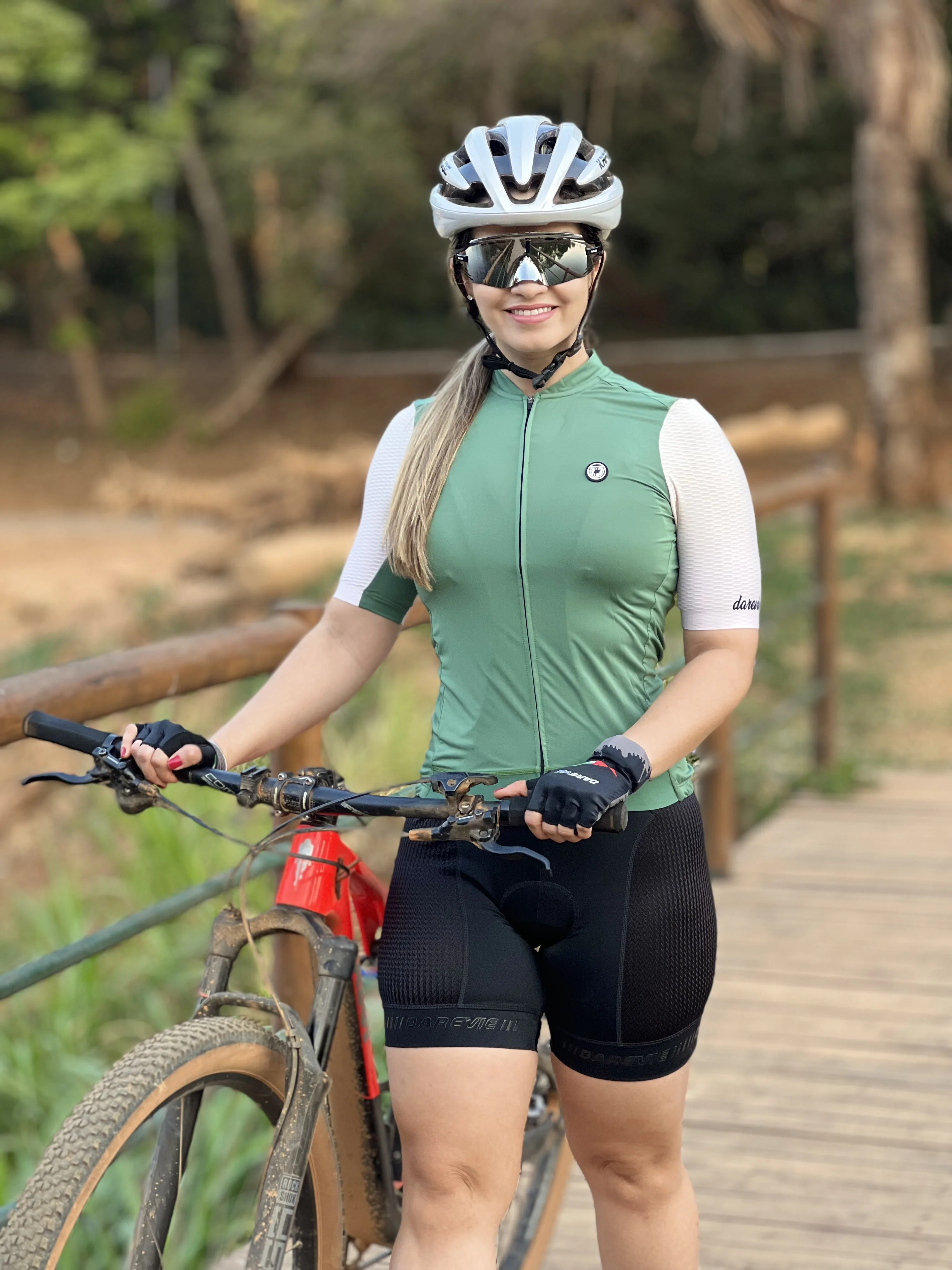 DAREVIE Italien Radtrikot Herren Weich Damen Sommer Pro Team Atmungsaktives Herren Ciclismo Trikot Schnell trocknendes, rutschfestes Radtrikot