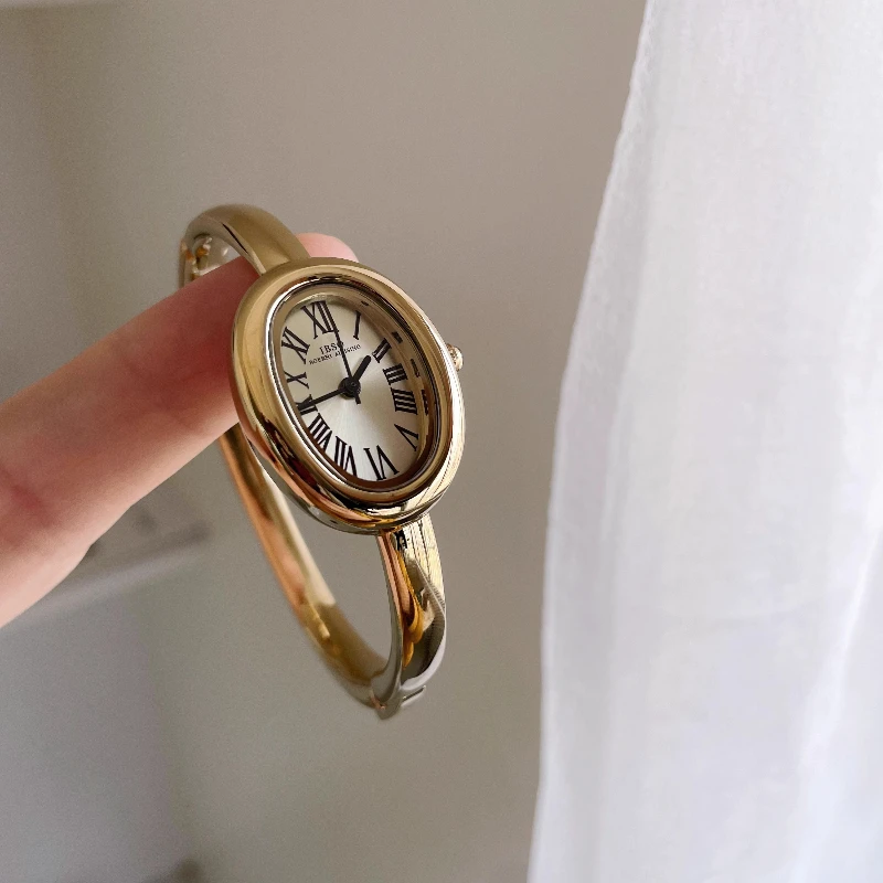 Classic trend women's watch elegant simple temperament 2025 waterproof quartz watch birthday gift