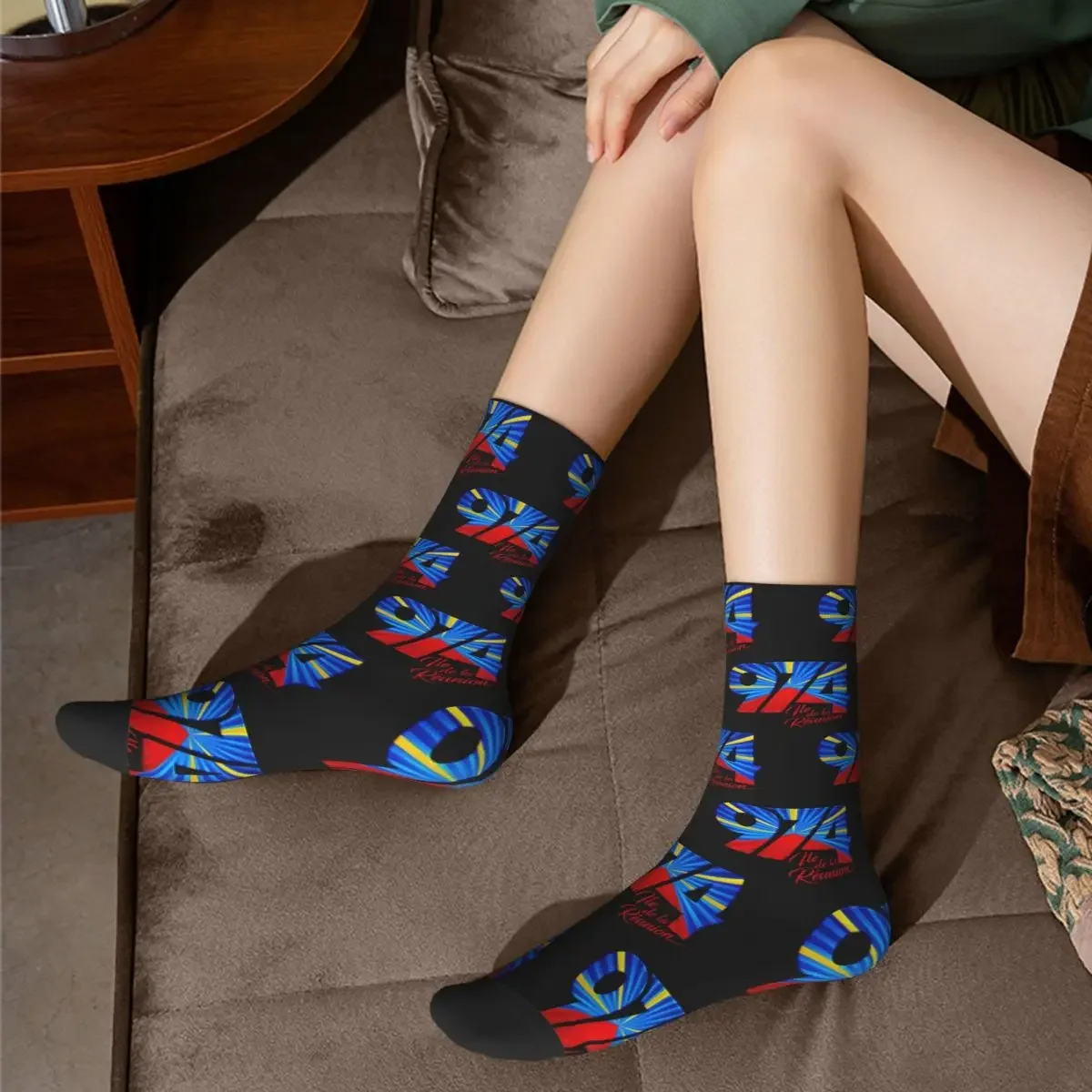 

Носки All Seasons Crew Stockings 974 с флагом острова Реюньон, забавные длинные носки для мужчин и женщин, подарки на День святого Валентина