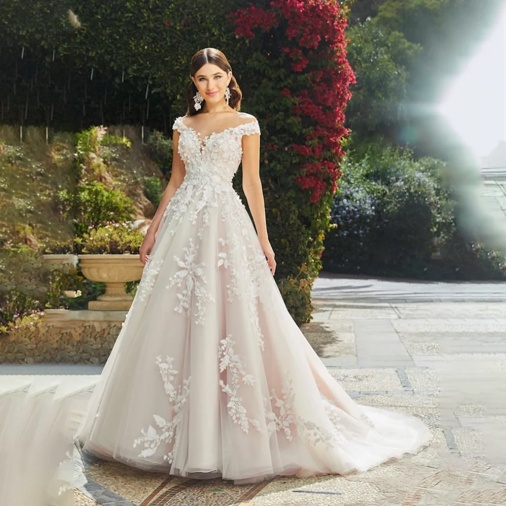 Customized Tulle Appliques Spaghetti Strap V-Neck Sleeveless Backless Pleated A-Line Floor Length Wedding Bridal Dress