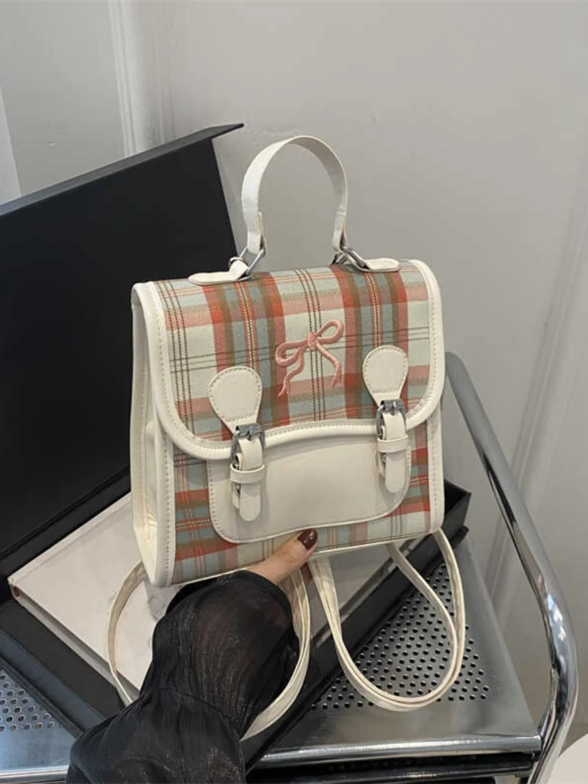 Casual Versatile  Checkered Women's Backpack 2024 New Travel Outing Handbag Color Collision Portable Small Bookbag