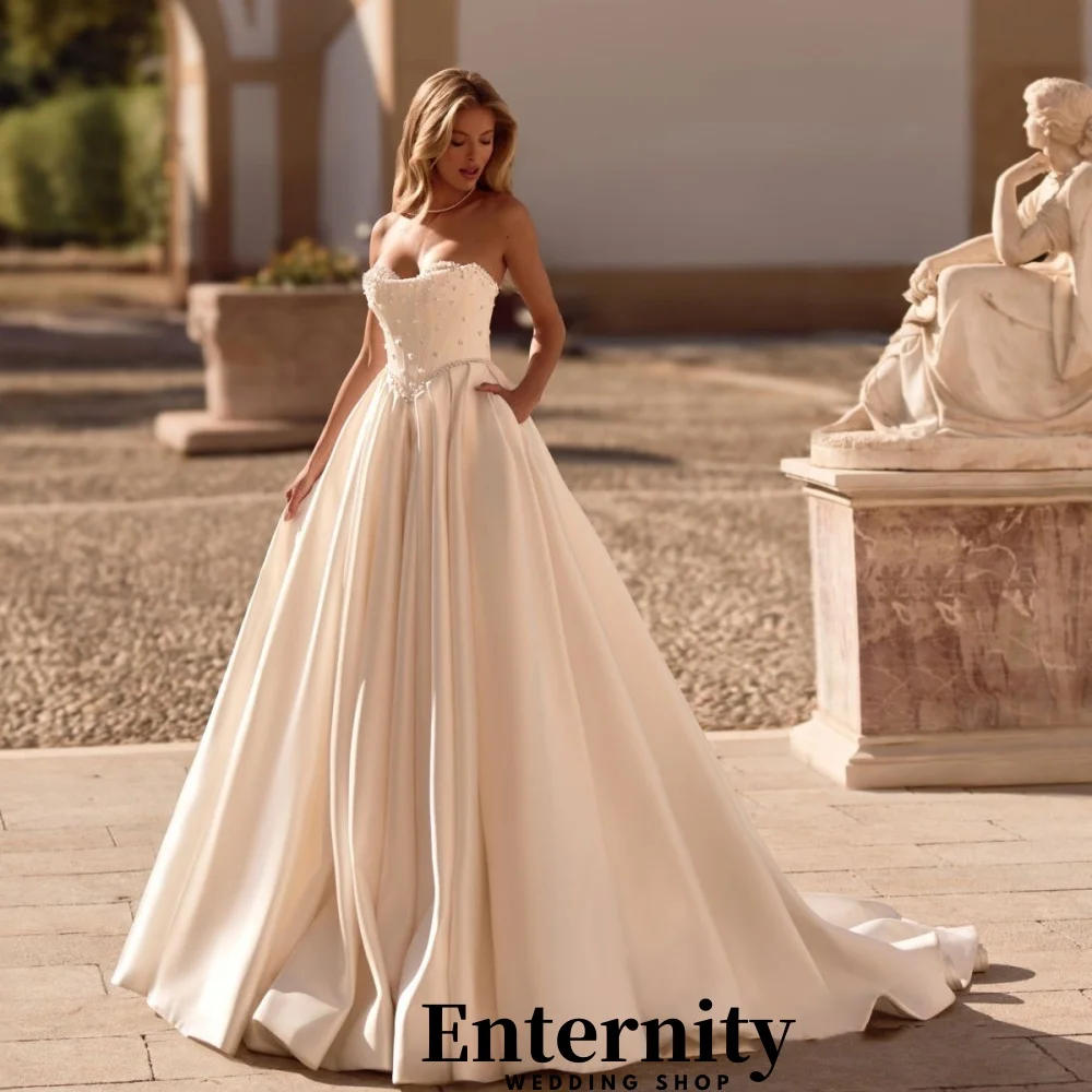 

Customized Beaded Wedding Dresses Elegant Scoop Neck Sleeveless For Women Charming Satin Lace Up Bridal Gowns Vestidos De Novia