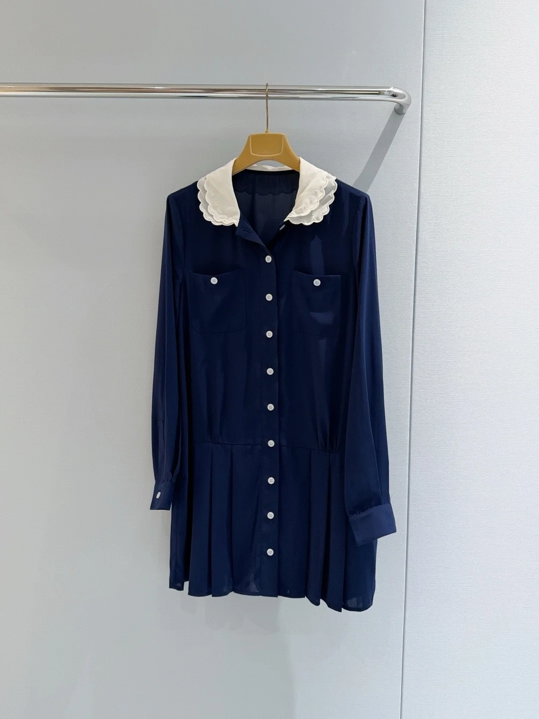 Elegant Navy Peter Pan Collar Shirt Dress Women Contrast White Scallop Trim Button Front Pleated Midi Dress Vintage Chic