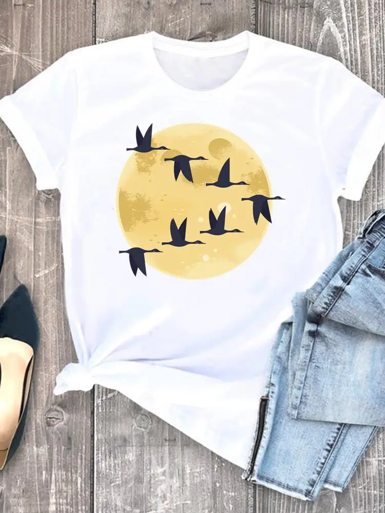 

Watercolor Bird Painting Lovely Female Shirt Tee Casual Women Clothes Short Sleeve Lady Fashion Print Graphic T-shirt