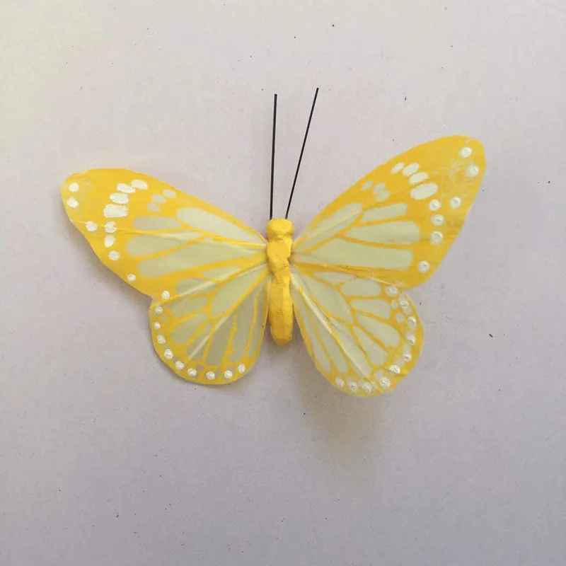 J959 فراشة ريشة اصطناعية وردية 10 سم لهدايا عيد الميلاد بألوان فاتحة لحفلات الزفاف