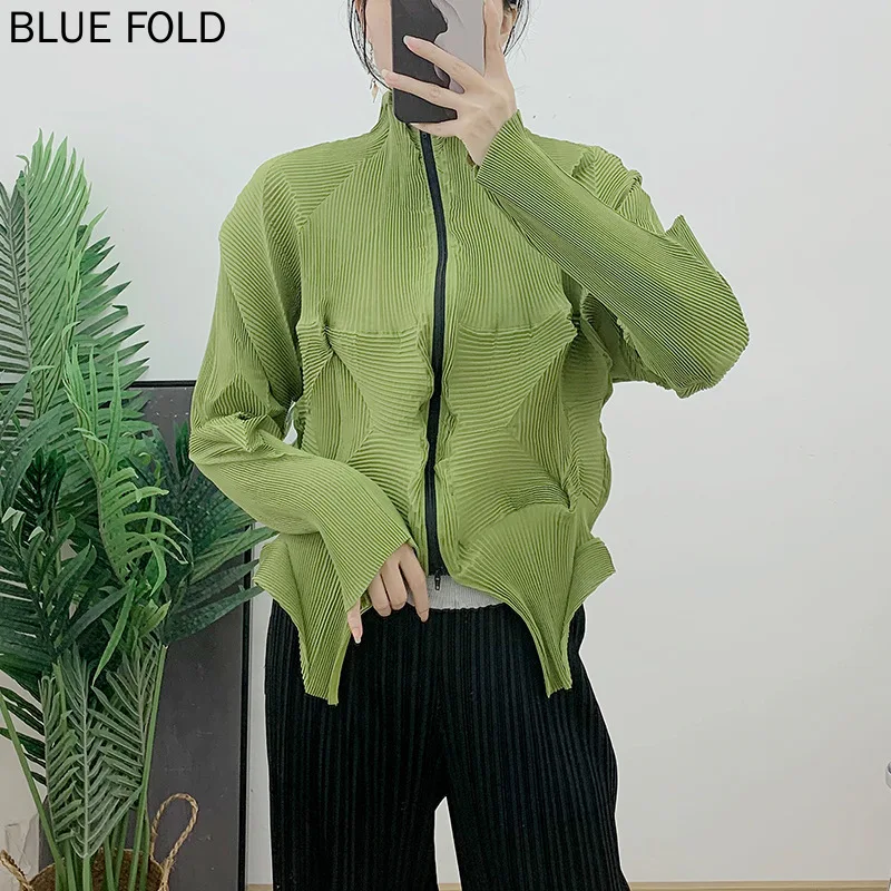 MIYAKE-Women's Diamond Pleated Short Coat Irregular Pleated Long-sleeved Zippered Versatile Pleats High-end Spring, Autumn Style