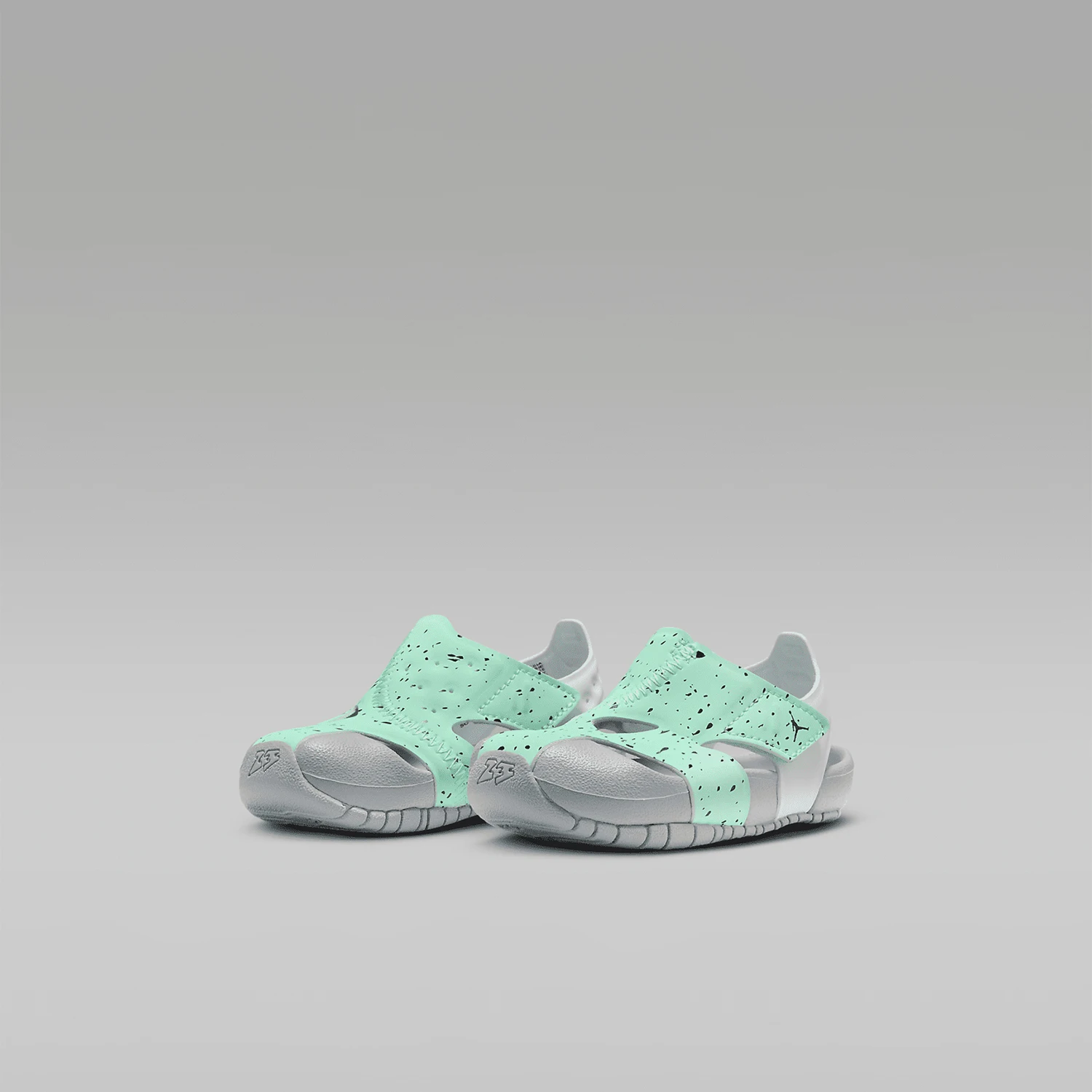 

Легкие дышащие сандалии Nike Authentic Jordan Infant CI7850-302