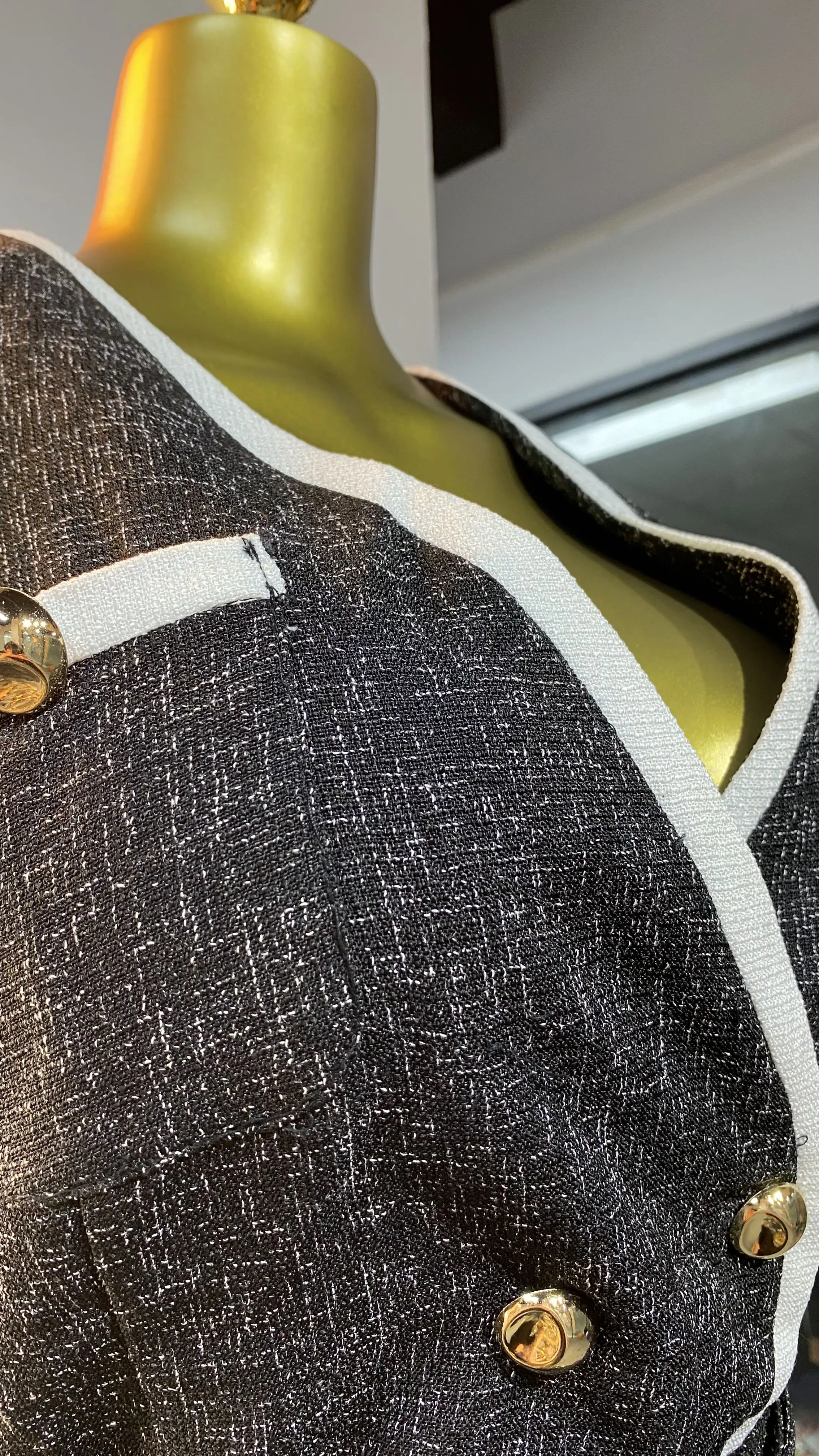 New arrival direct sale wholesale hot sale fashion latest design double breasted black wool tweed blazer women jacket-GZMM204