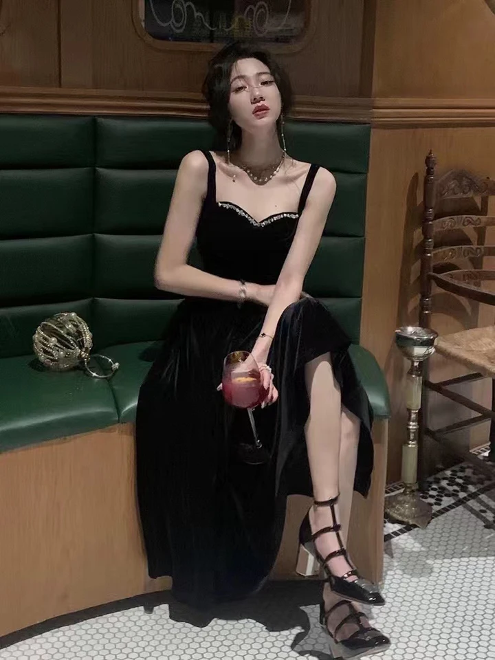 Vintage Velvet Black Midi Dress Women Autumn Elegant Hepburn Style Square  Neck Dress Female Korean Camis A Line Vestidos New - AliExpress 200000345