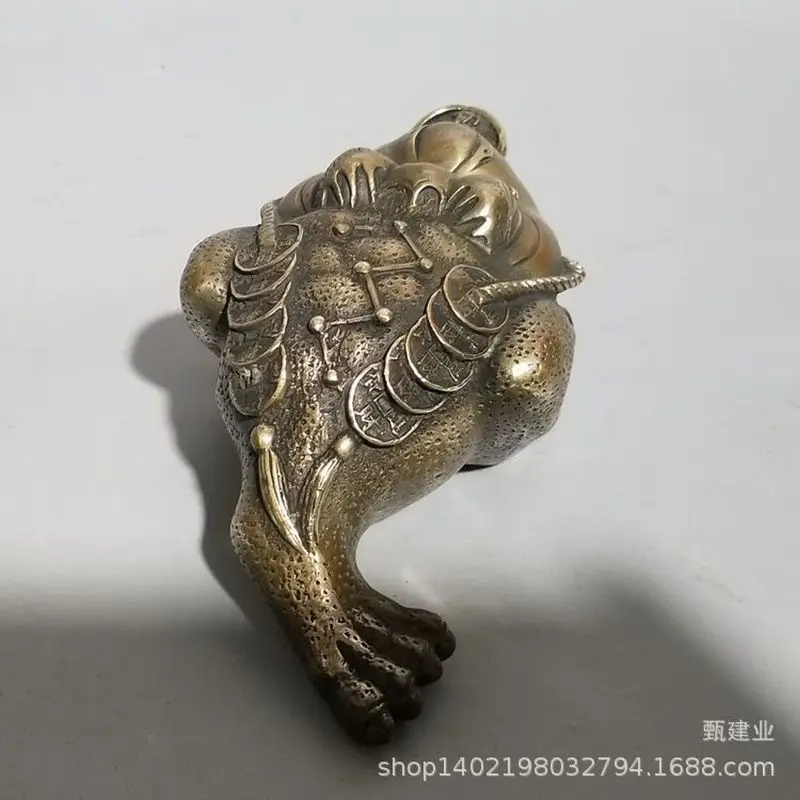 Pure copper metal craft, home and office decoration, three-legged golden toad ornament