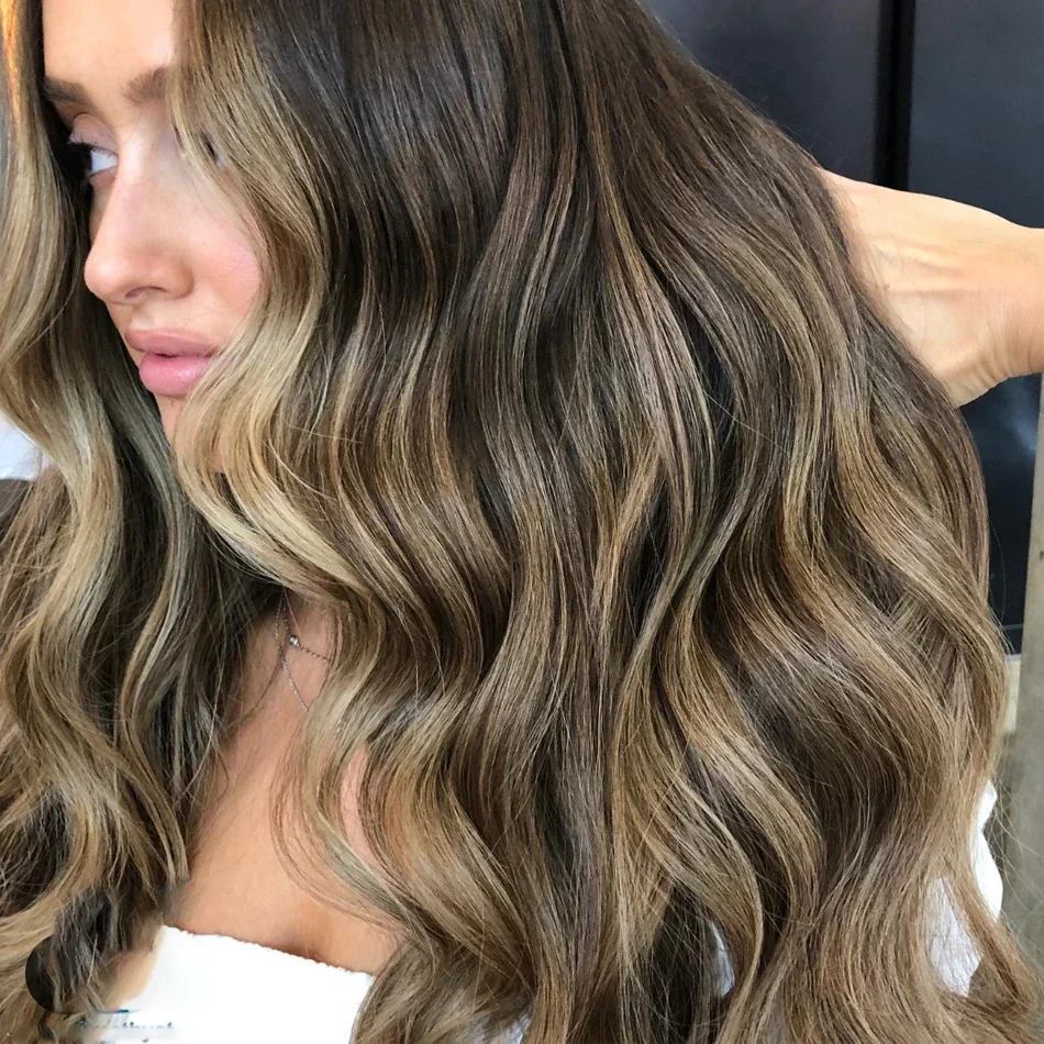 

180 Плотность Бесклеевые Длинные 24 Дюйма Мягкие Выделенные Блондинки Волнистые Кружева 5x5 Шелковая Основа Парик Человеческих Волос Для Чернокожих Женщин Детские Волосы Предварительно Сорванные