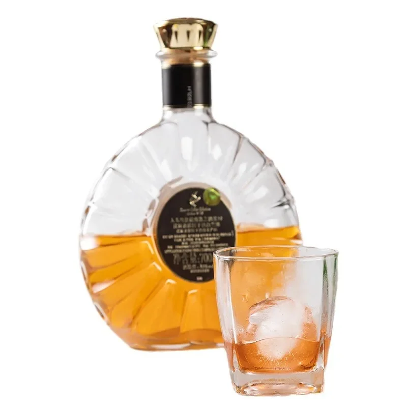 Льдогенератор для виски с 4 отверстиями