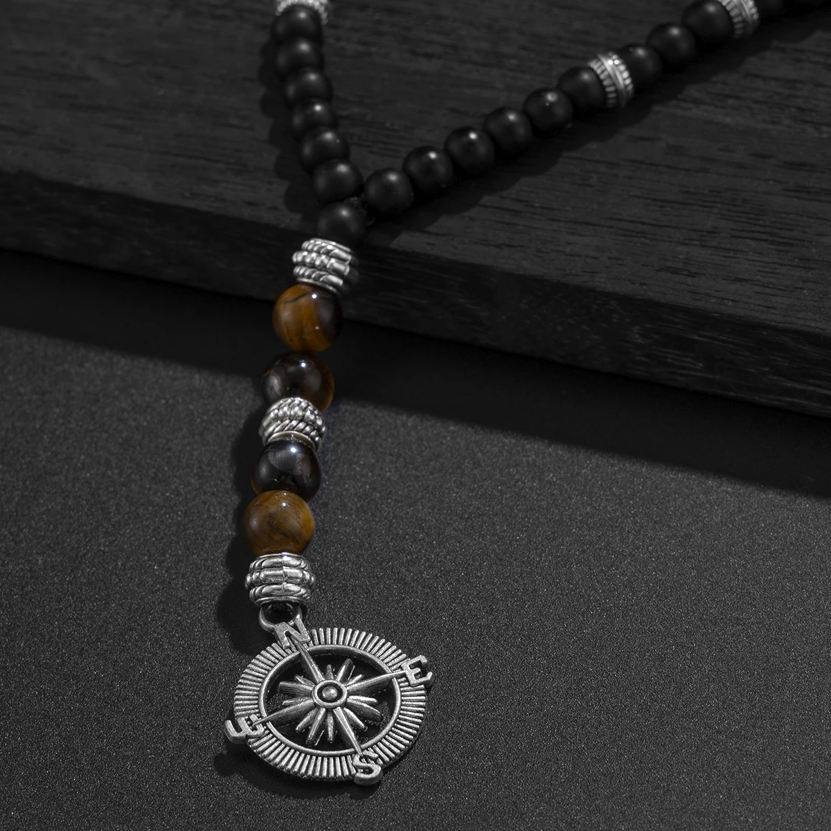 Vintage Black Beaded Chain Compass Long Pendant Necklace for Men Tiger Stone Beads Tassels Collar on the Neck Male Jewelry Gifts