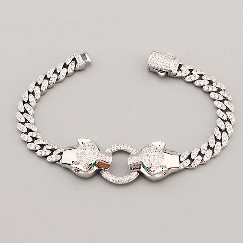 

Bobokiki Jewelry New Fashion Double Leopard Titanium Micro-Inlaid AAA Zircon Luxury Retro Open Bracelet.