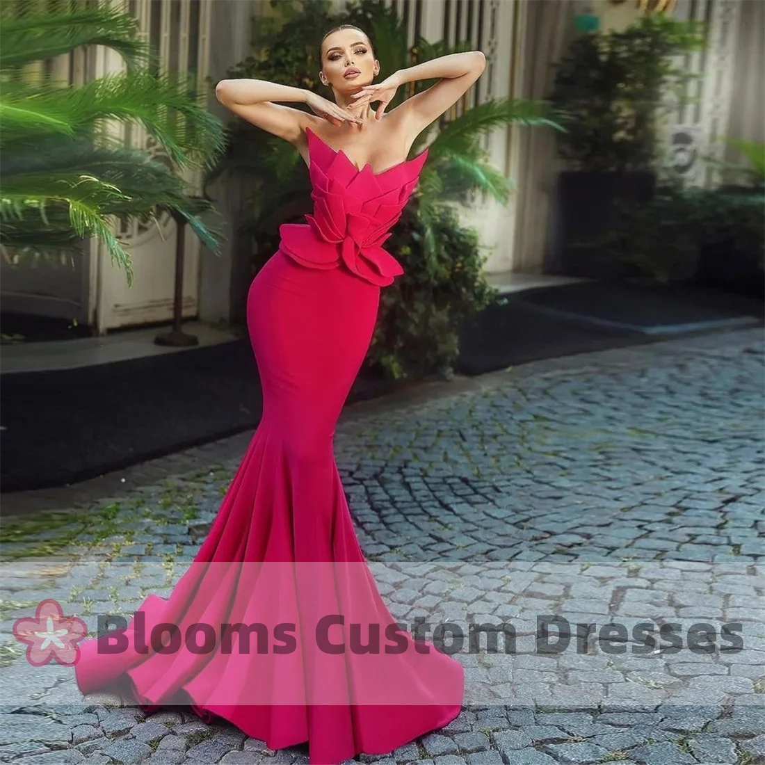 

Blooms Strapless Mermaid Evening Dresses Sleeveless Ruched Tiered Draped Prom Dress Gorgeous Customize Wedding Party Gown