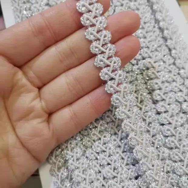 1 Yards Neueste Silber Gold Spitze Stoff 1 cm Band Applique Schnur Spitze Trim Guipure Vorhang Bänder Nähen Garnituren dentelle LT37