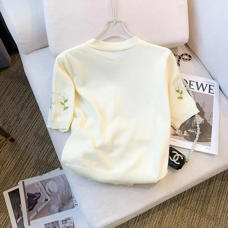 Summer Flower Embroidery Sweaters Women Knit T-Shirt Design V-Neck Small Fragrant Short Sleeve Knitwear Woman Cardigan Mujer