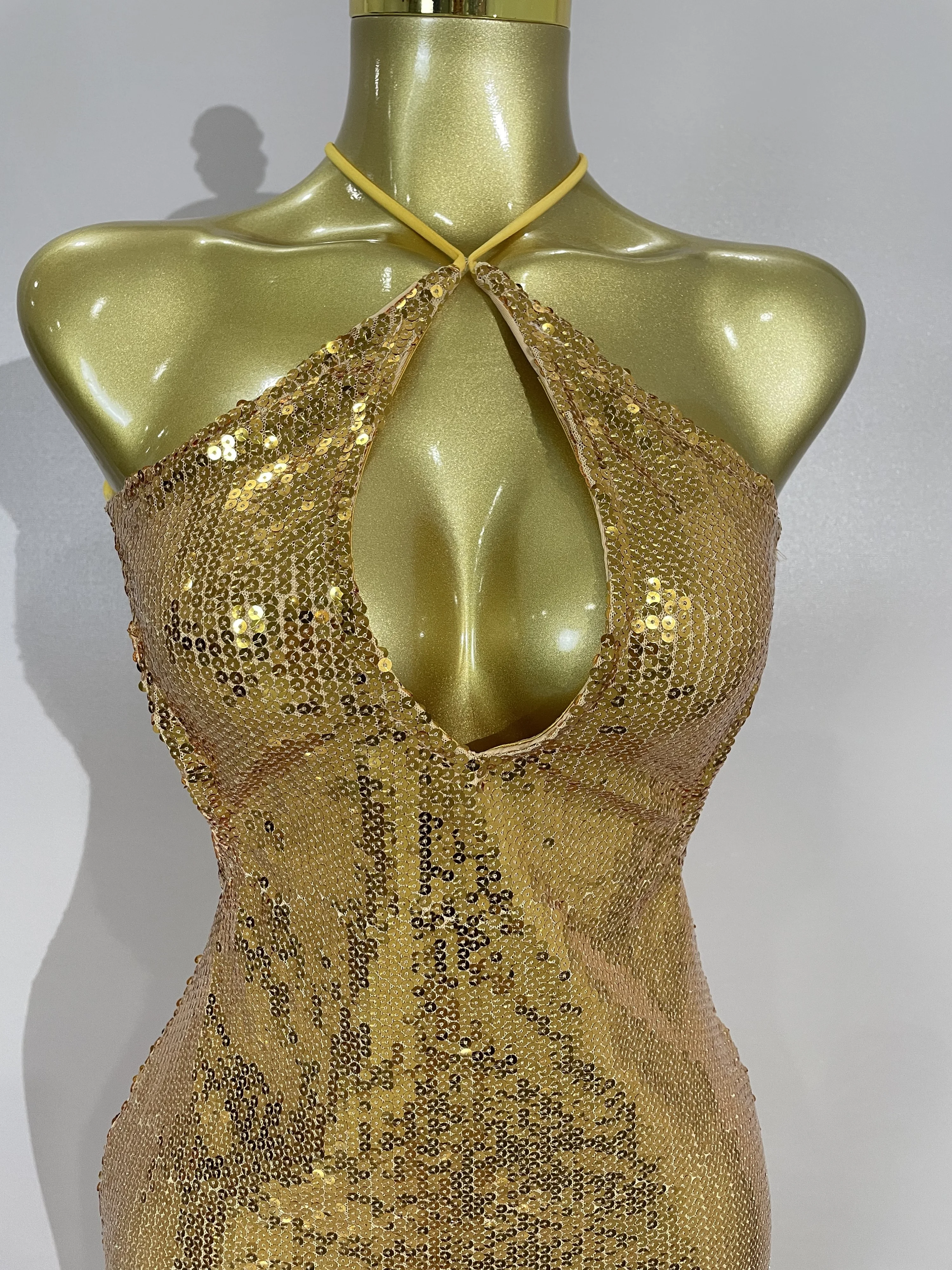 2025luxo brilhante ouro glitter lantejoulas sexy sem costas halter maxi vestido longo elegante festa à noite clube vestido de casamento convidado