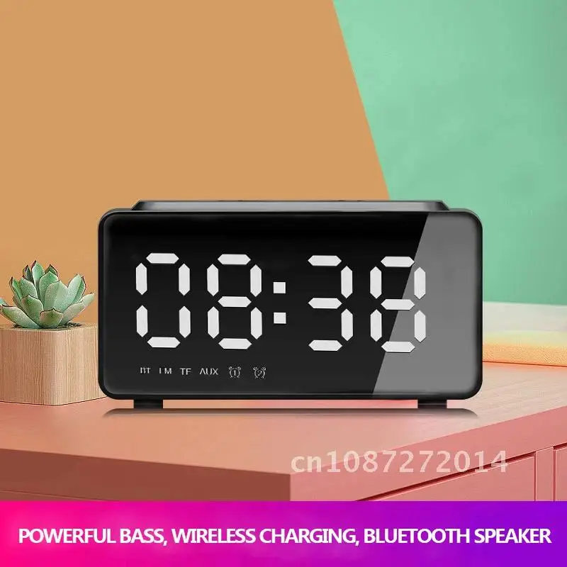 Digital Alarm Clock Bluetooth Speaker FM Radio Wireless Fast Charging Pad Phone USB Charger Charger Clock Table