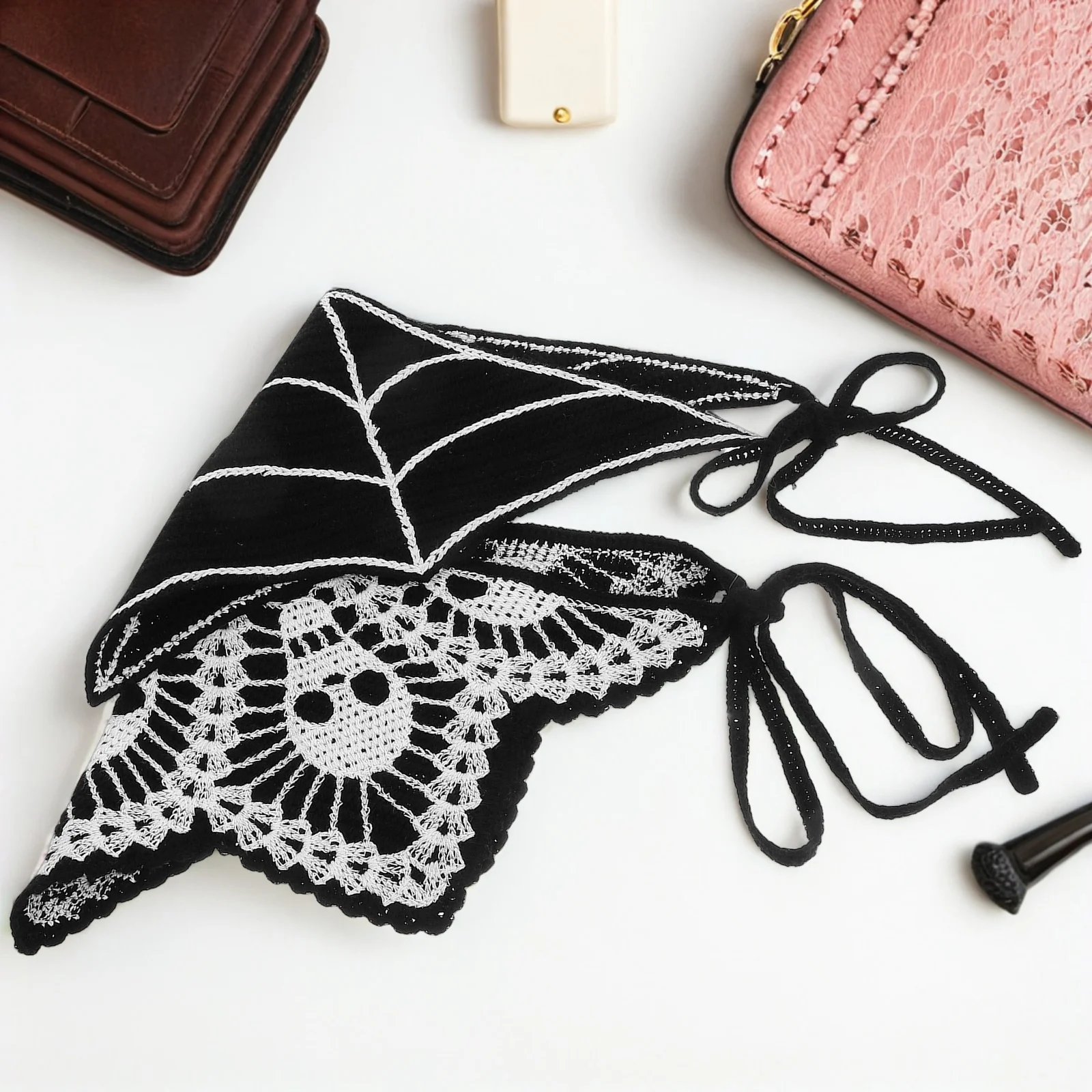 

2Pcs Gothic Skull Headbands Black Crochet Bandanas Halloween Hair Accessories Spider Spiderweb Headscarf Women Gothic Party