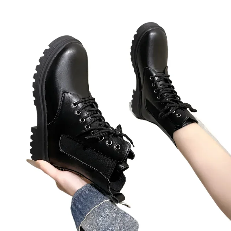 Neue Winter-Motorradschuhe mit mittelhohem, dickem Absatz und runder Zehenpartie, bequeme und modische, glänzende/matte Damenstiefel – Detail 9