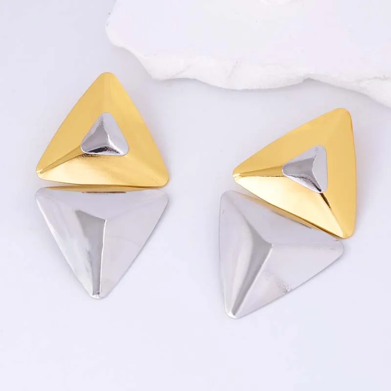 مبالغ فيها المعادن غير المتماثلة أقراط كبيرة للنساء جديد خمر الذهب اللون غير النظامية المرجان أقراط مجوهرات الحفلات هدايا #3