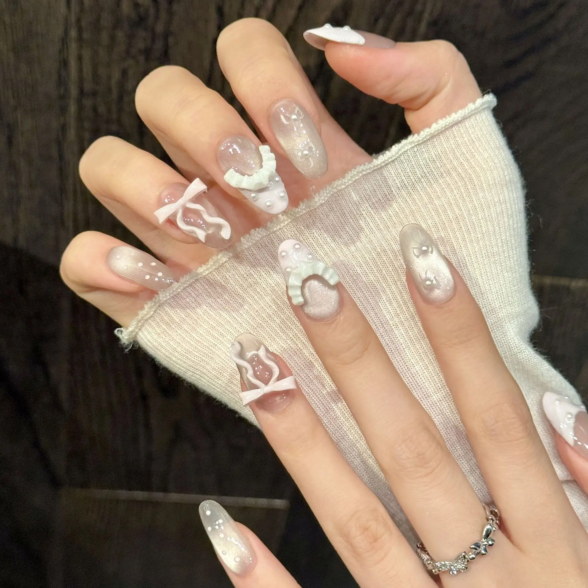 10Pcs Sweet Bow Pearl Aurora Nails Tips Cat's Eye Gradient Fake Nail Sets Polka Dot Round Head Oval French Press on False Nails