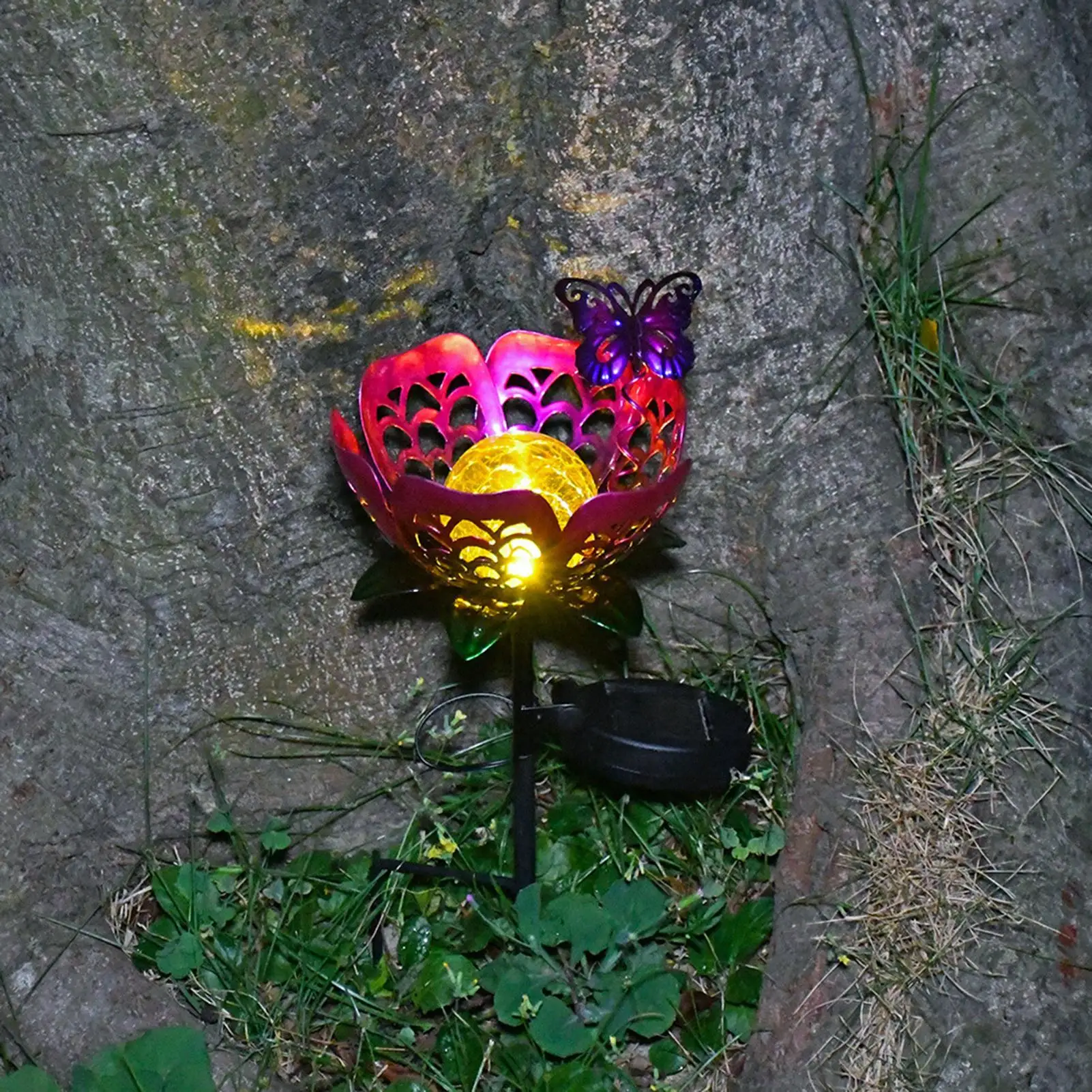 Solar Garden Lights Outdoor Creative Projection Iron Auto Bright Projector Light For Backyard Pathway Landscape Deck Fence Patio