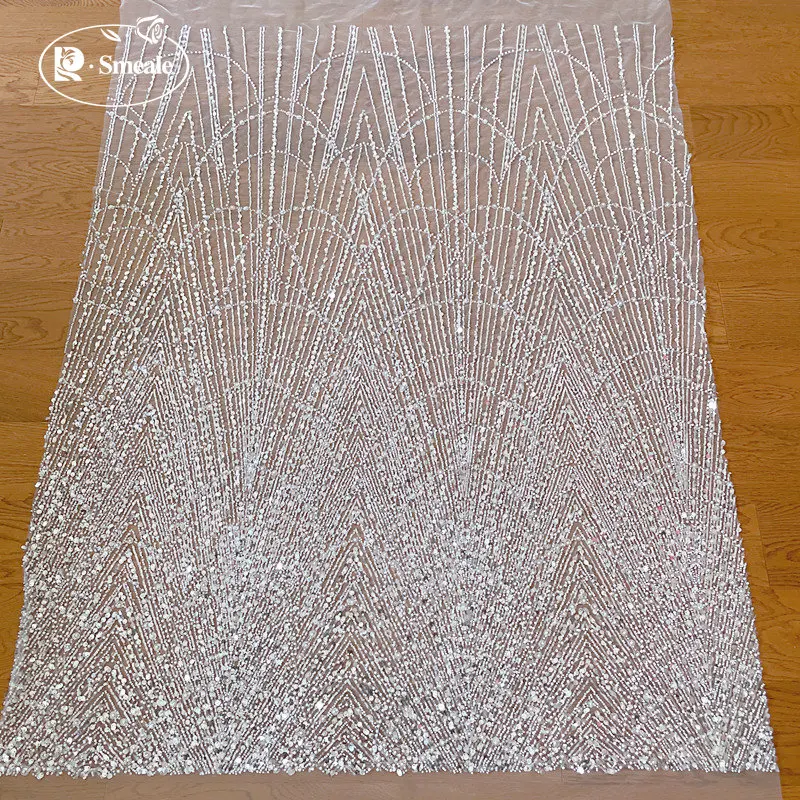 Brautspitzenstoff mit Streifen, Luxuriöses Perlen-Pailletten-Hochzeitskleid, Hochwertiger Maßanfertigungs-Nähstoff, RS4161 – Detail 11