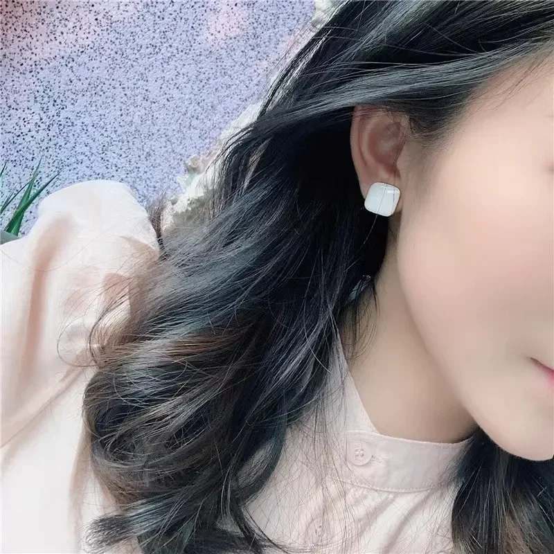 Enamel White Color Square Stud Earring for Women Korean Simple Geometry Temperament Jewelry Christmas Girlfriend Gift