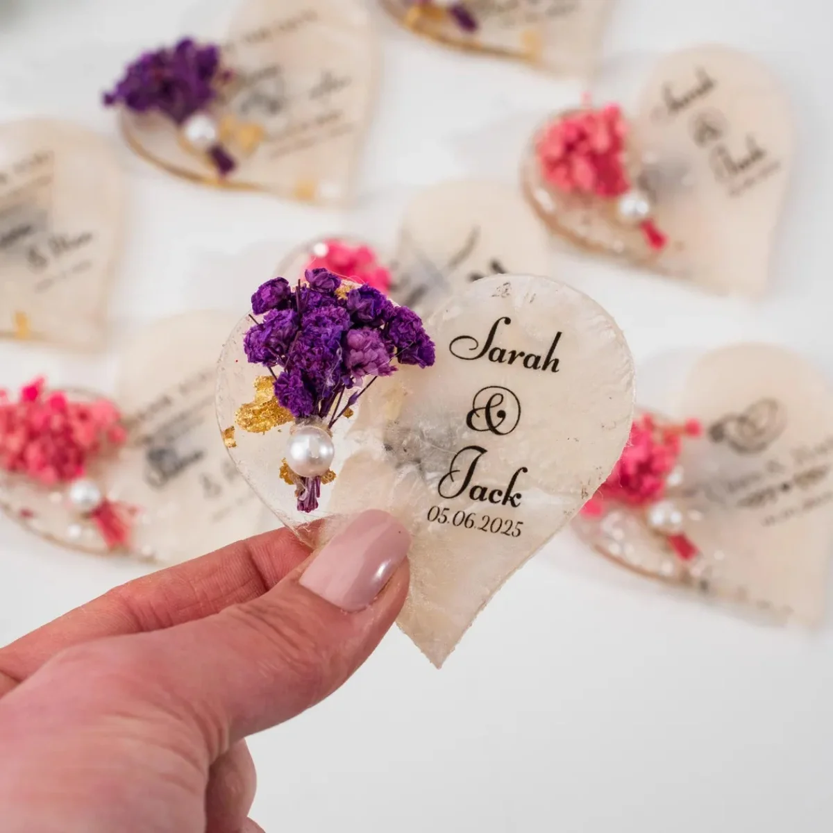 

10PCS Personalized Heart Magnet Favor, Epoxy Fridge Magnet with box, Wedding Gift, Engagement Favors, Flower Magnet for Guest, B