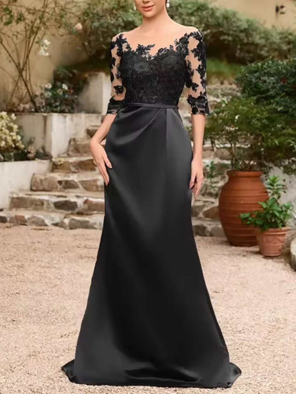 فستان أم العروس الحديث مع رقبة دائرية مزين بطول الأرض من الساتان البوق رداء De Soiree فام مخصص