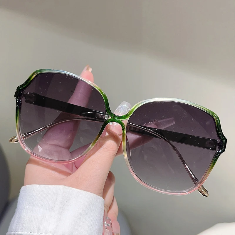 KAMMPT Übergroße runde Sonnenbrille für Damen, Vintage, stilvoll, Farbverlauf, Deocr Shades, trendiges Markendesign, Bonbonfarben-Rand-Sonnenbrille