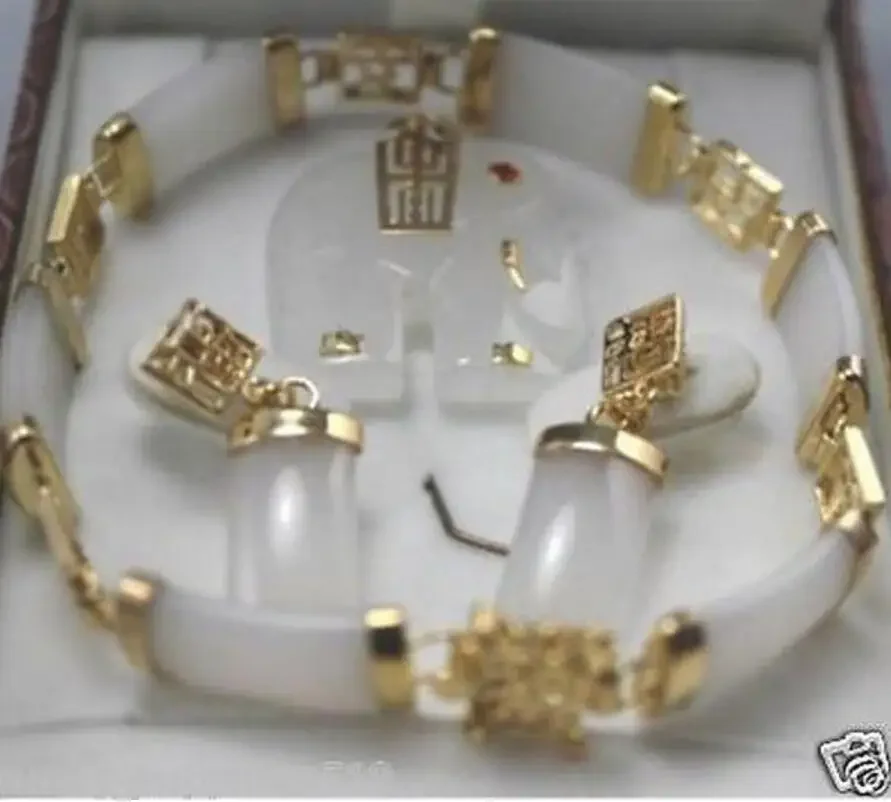 

Jewelry White jade pendant necklace earring bracelet set+ chain