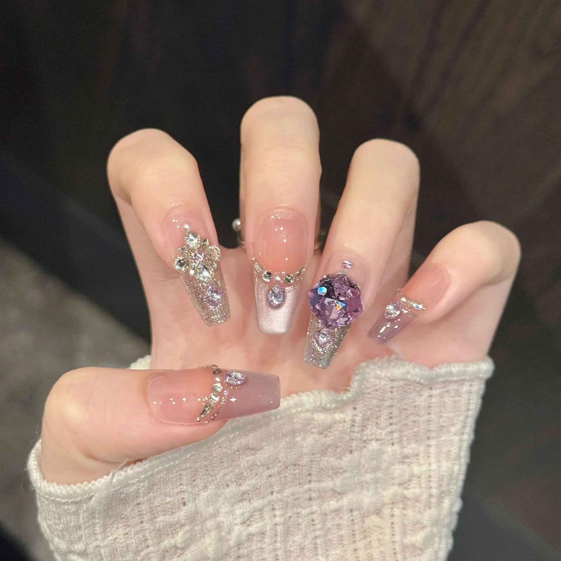 10pcs Pure Hand Pressed Coffin/Oval Nail Art,Nice Fake Nail,Gentle French Cat's Eye Purple Diamond,Suitable For Women