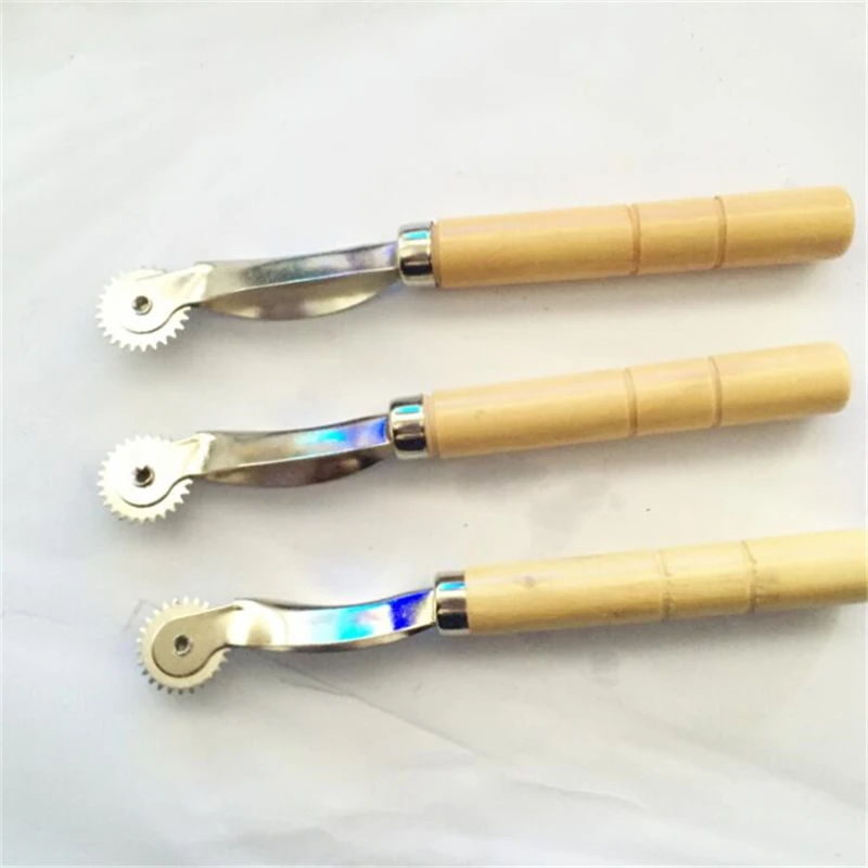 Sewing Tool Kit With Wood Handle Practical Serrate Edge Pattern Tracer Tracing Wheel Tailor Stitch Marker New Arrival