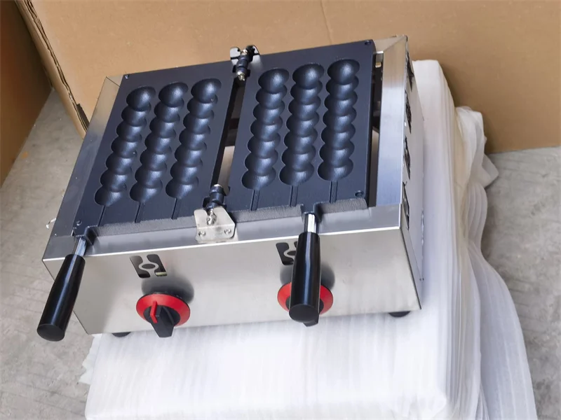 Commercial Gas Model Takoyaki Balls Making Machine with Non Stick Pan 3 Strings Waffleballs Baker