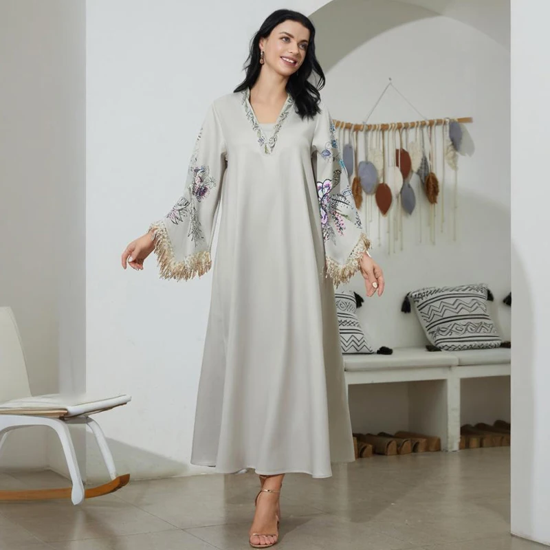 

Comfortable and elegant Abaya printed fringe style Muslim robe women's dress Islamic evening gown Muslim women's clothing