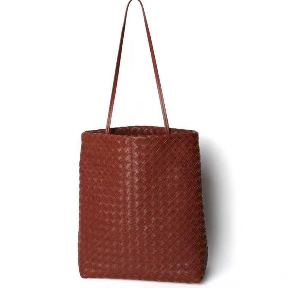 

[Full Leather Inside Outside] High Quality 2025 New Fully Hand-woven Bucket Tote Bag Fashion Trend Personalized Shoulder Bag