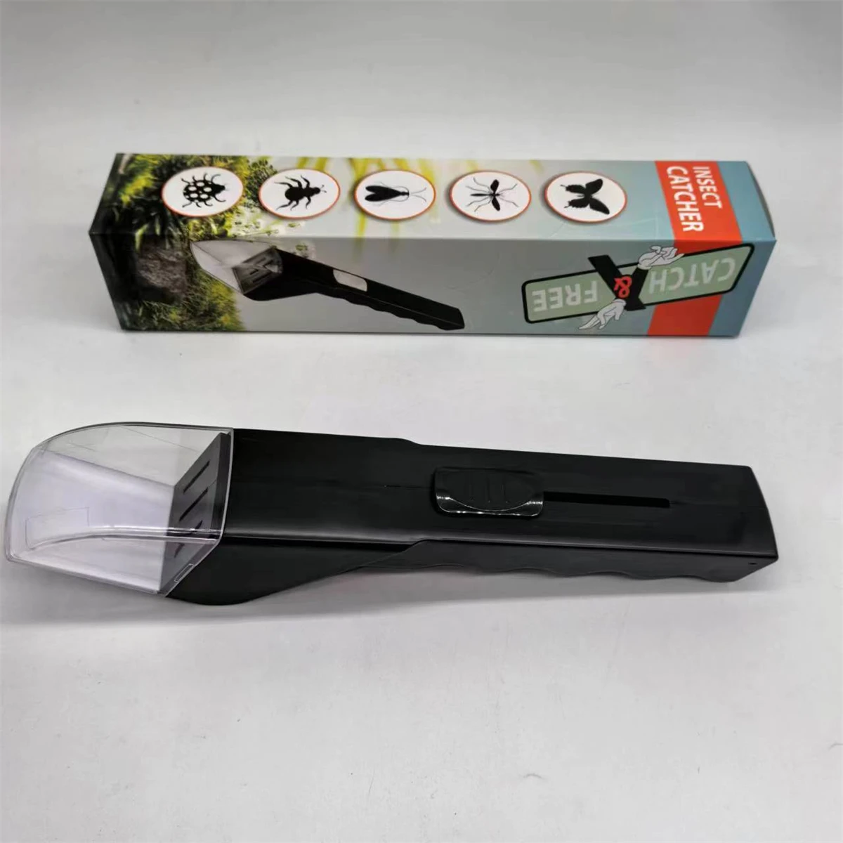 1Pc Transparent Head Insect Catcher Portable Black/White Handle Push Type Insect Observer Indoor/Outdoor Bug Spider Ant Catcher view 5