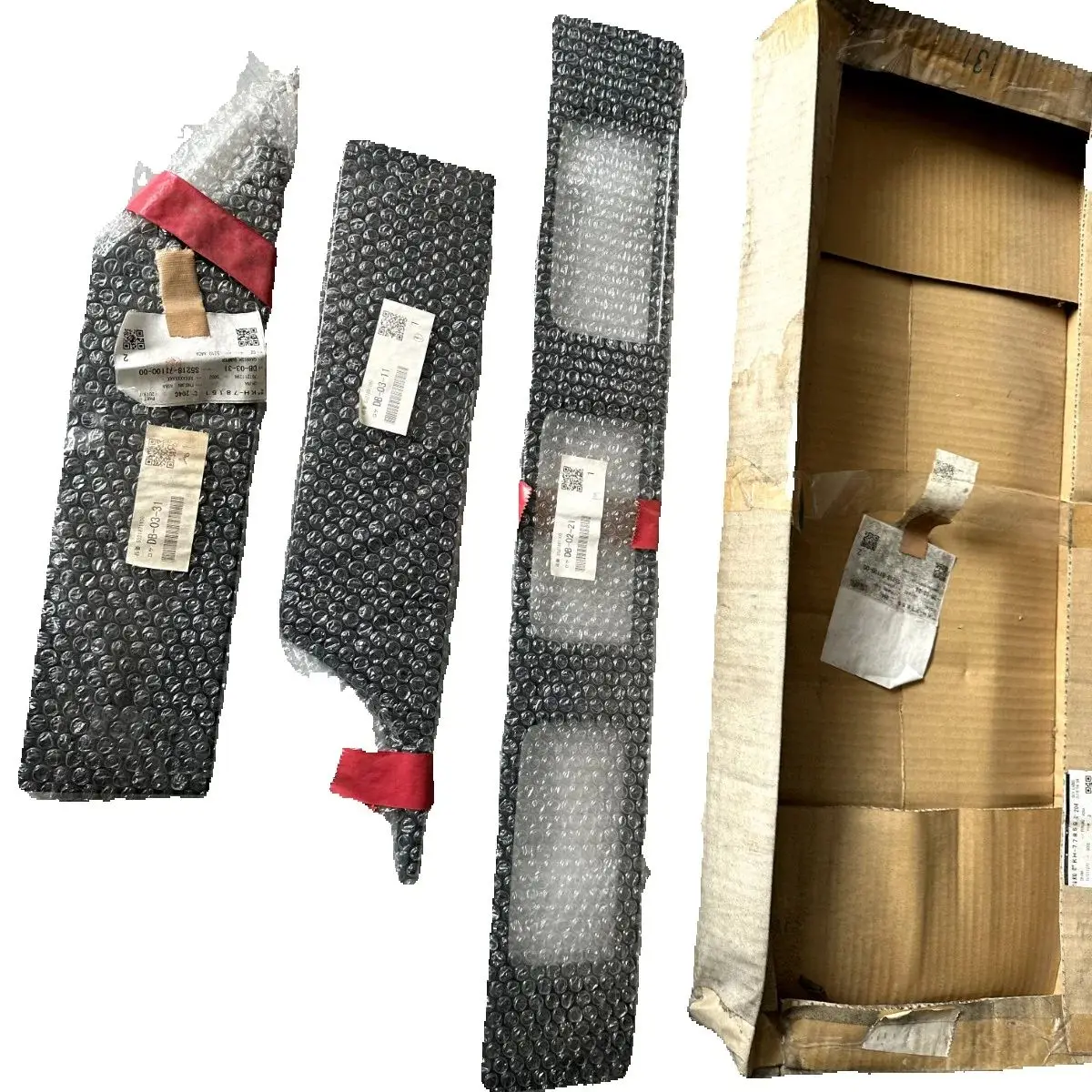 

High Quality Genuine Bumper Trim For Hino 700 Profia S521881100 S521881090 S521871100 Replacement Parts