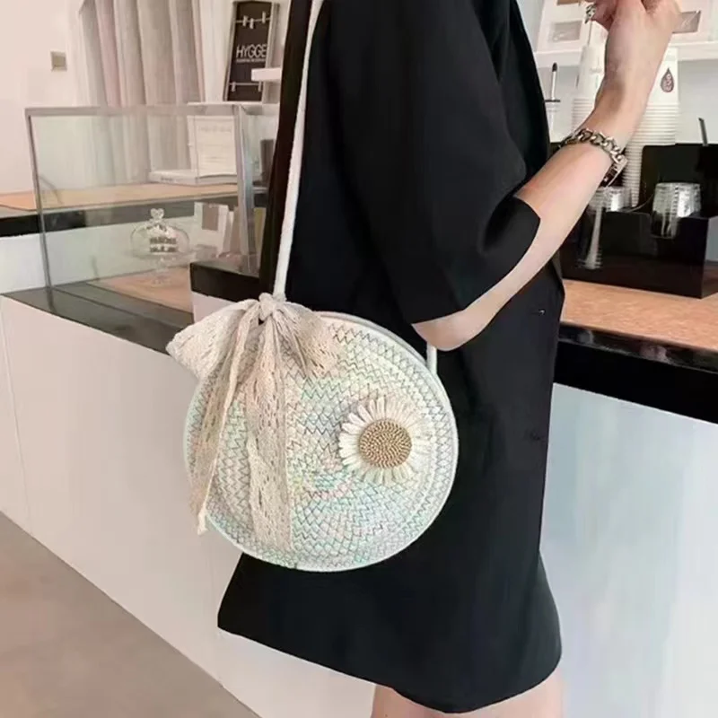 2023 Flower Graphic Circle Straw Bag, Vintage Shoulder Beach Bag, Women\'s Crossbody Purse Mini Floral Decor Straw Crossbody Bag