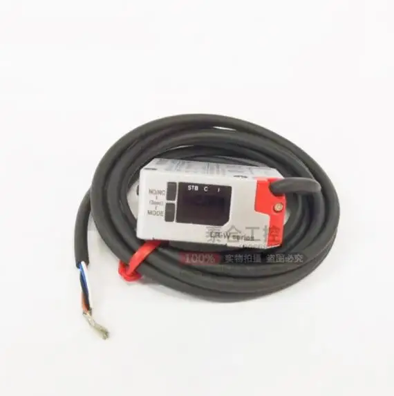 Origininal LR-WF10 brand new original KEYNECE white spot photoelectric sensor warmly for 1 year