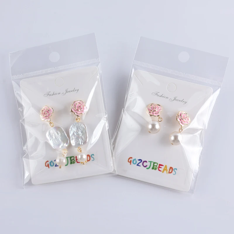 أقراط لؤلؤية إبداعية جديدة متعددة الأشكال لعام 2025 مناسبة لهدايا حفلات أعياد الميلاد اليومية