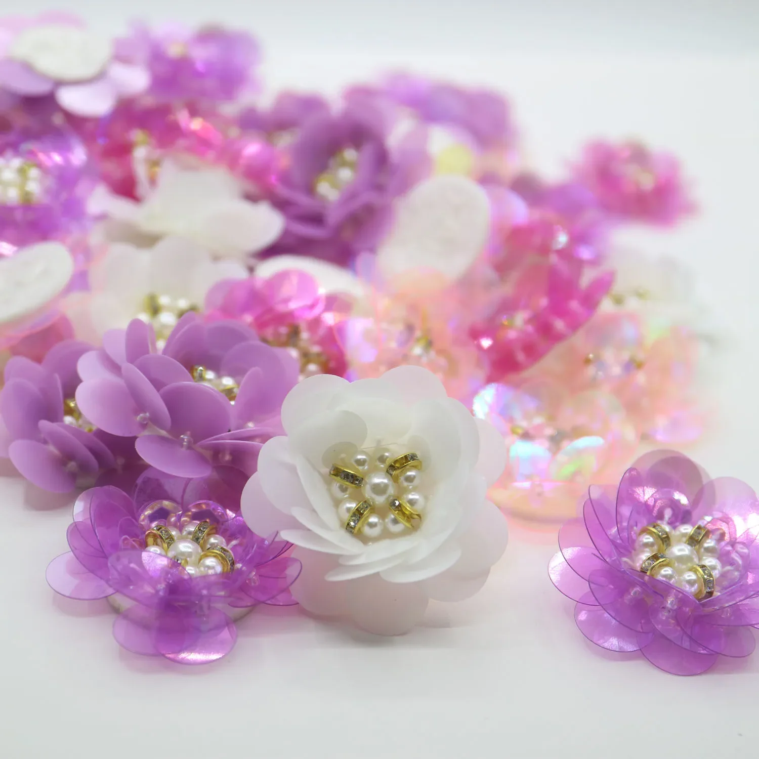 markii 10pc/lot naszycie kwiat zroszony naszywki na odzież DIY rhinestone cekiny przyszyć patch haftowane aplikacje parche ropa