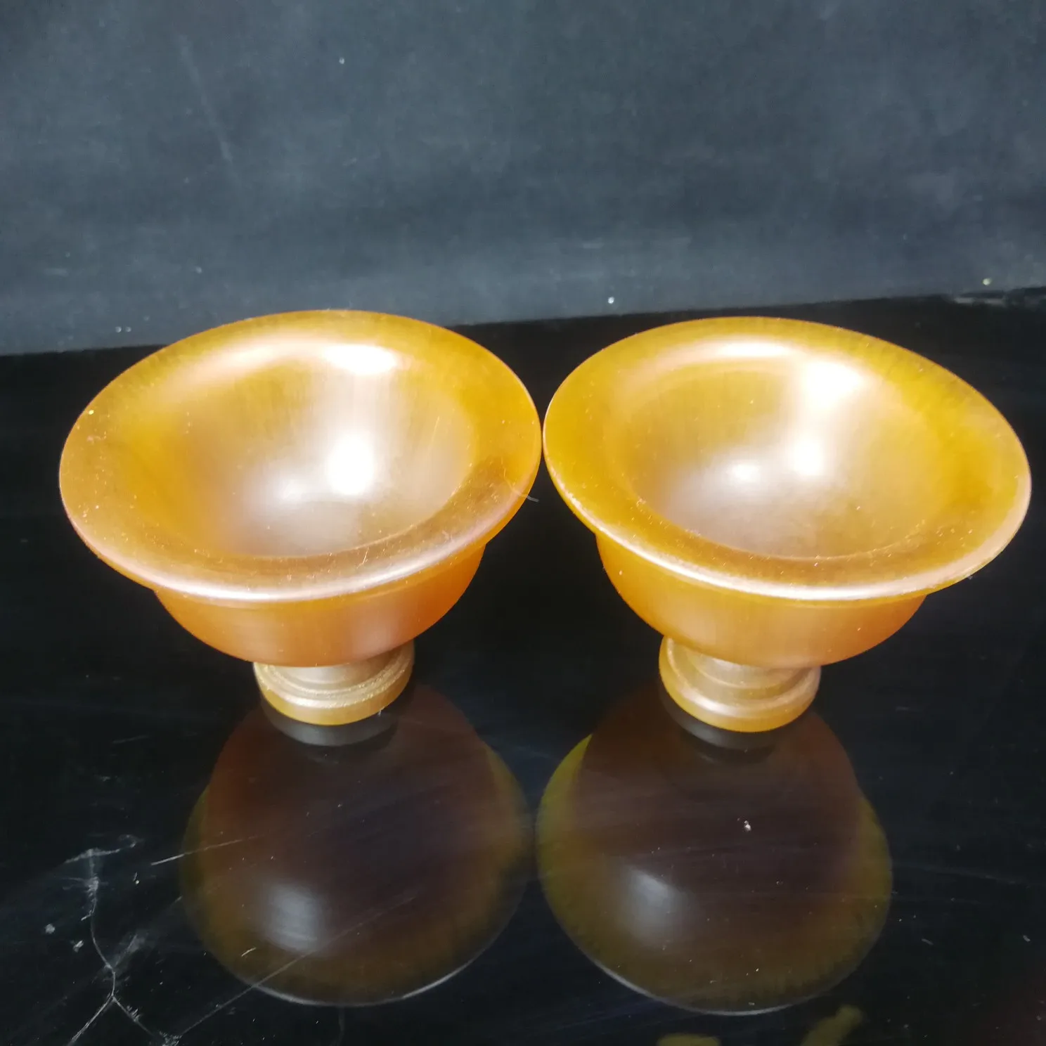 Home Crafts Imitation ox Horn Cups With Exquisite Workmanship and Beautiful Appearance are Worth Decorating and Collecting