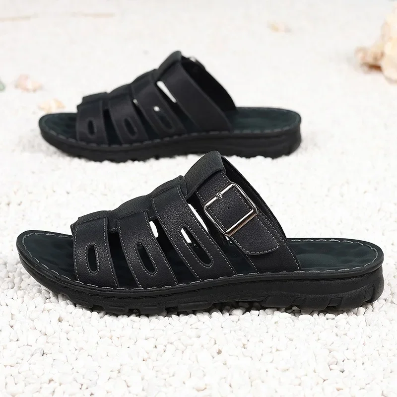 Summer New Men's Leisure Lightweight Non-Slip Flat Heel Sandals Casual Two-Way Wear Open-Toe Solid Color Beach Shoes